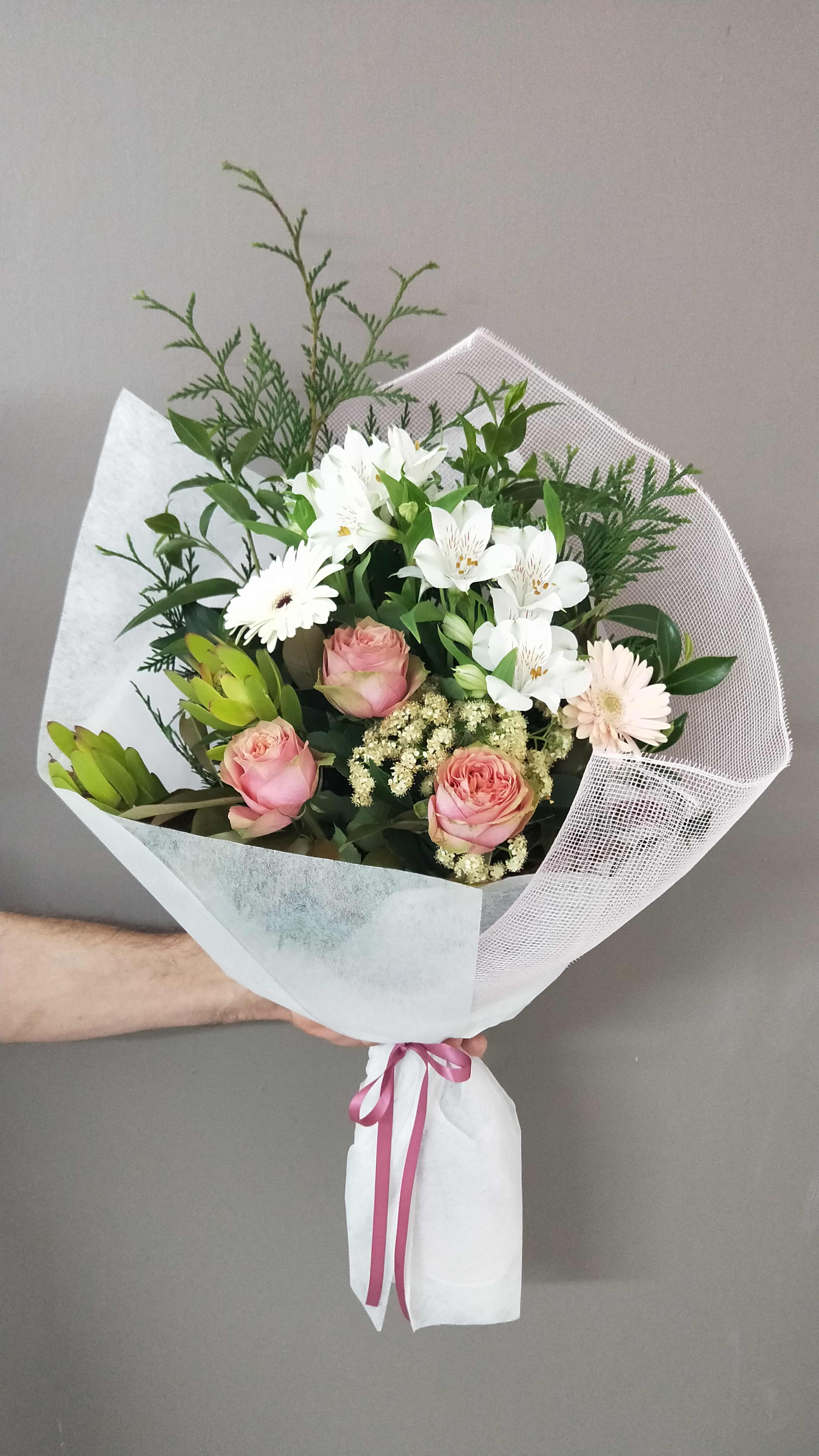 Irresistible bouquet makes an ideal gift for many occasions.
