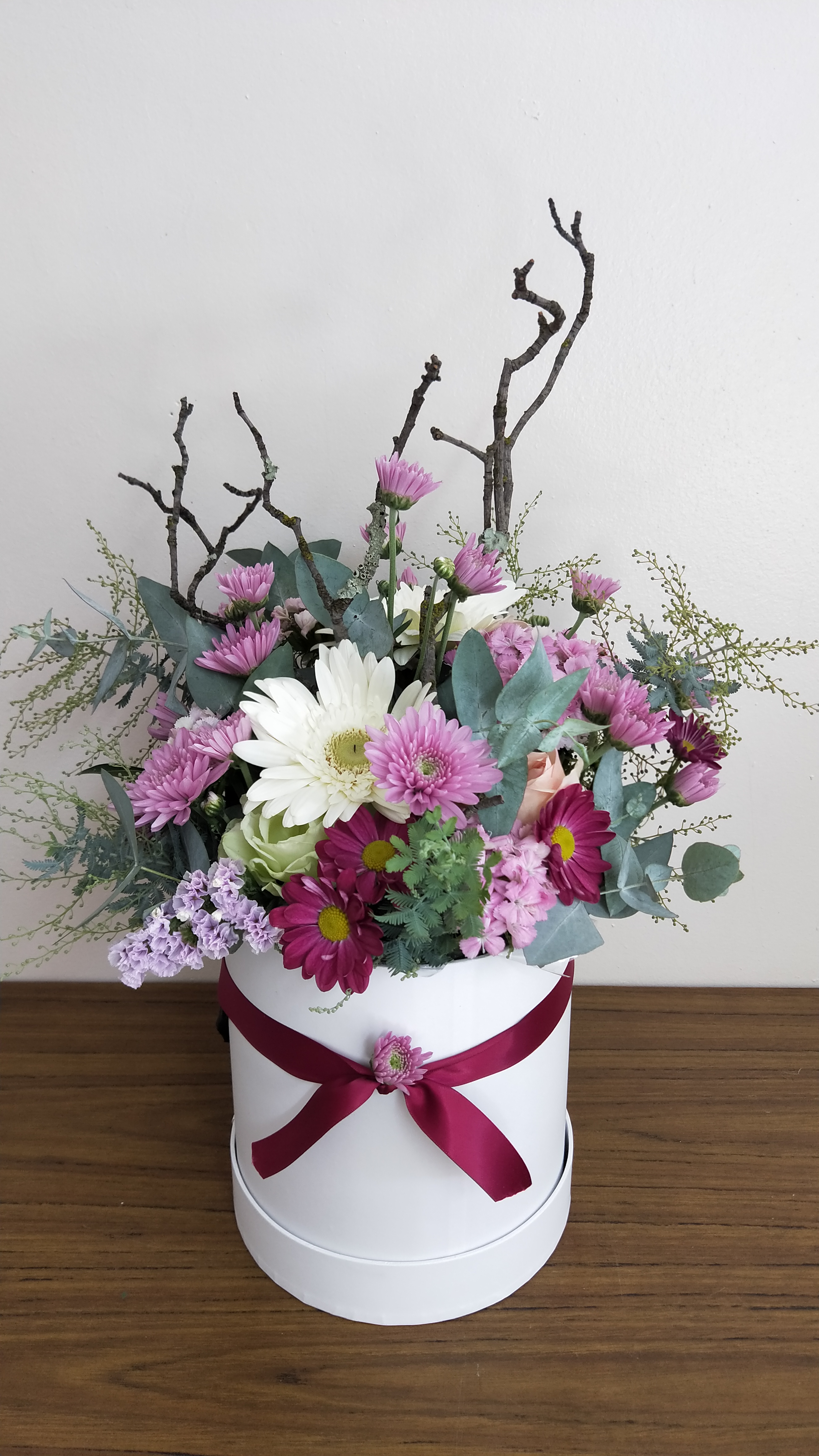 Unique Hatbox arrangement makes an ideal gift to spoil your loved ones.