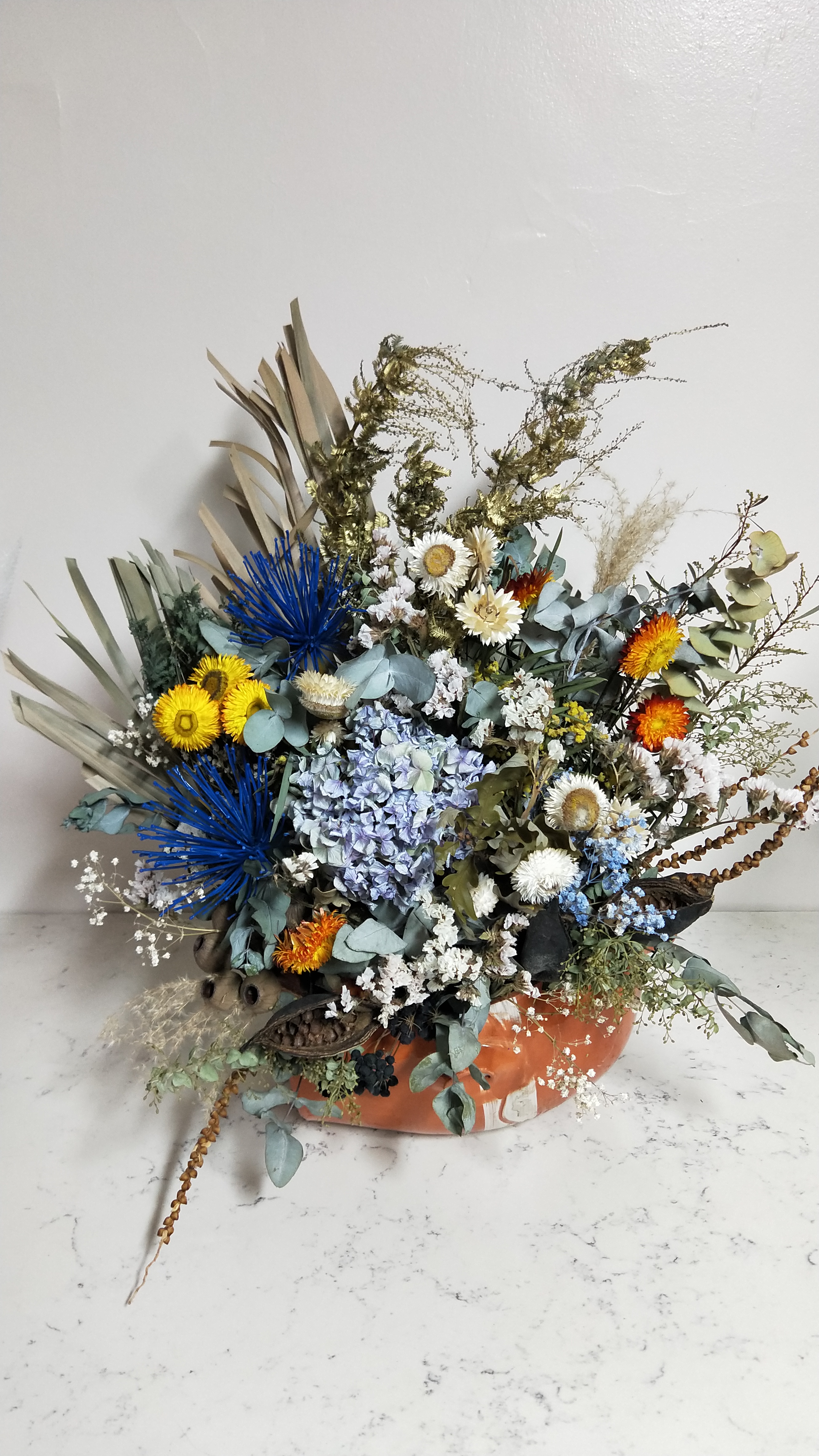 Dried arrangement, excellent choice for many occasions